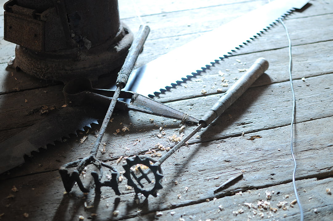 location photography shepherd hut restoration